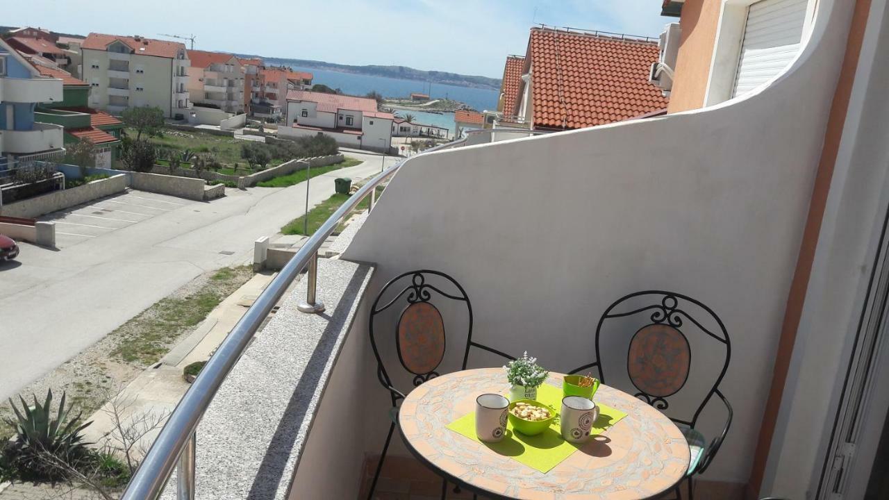 Apartament Marina & Luka Povljana Zewnętrze zdjęcie